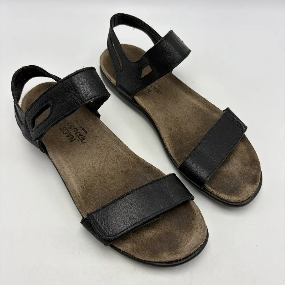 Naot Courtney Classic Flat Sandal Womens 7.5 Soft Black Leather EU 38 Read